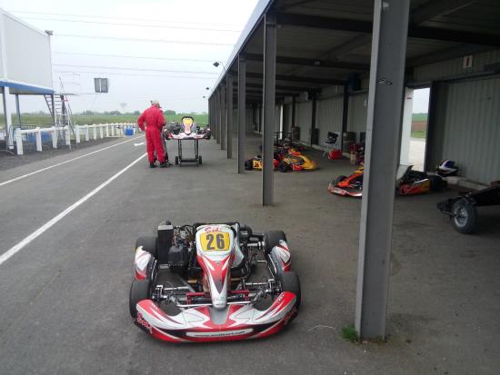 Cap karting : Le garage