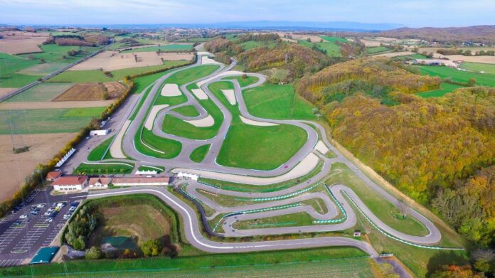 Karting du Laquais : Vue sur la piste