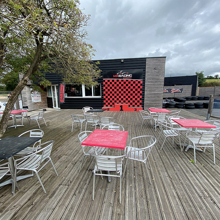 MK Racing :  Espace détente