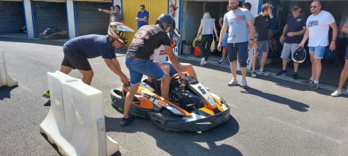 Cosne Karting : Changement de pilote