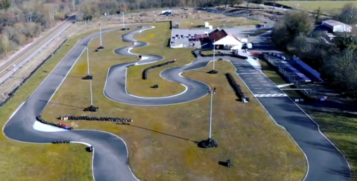 Paintkart52 Paintkart52 : Vue sur la piste