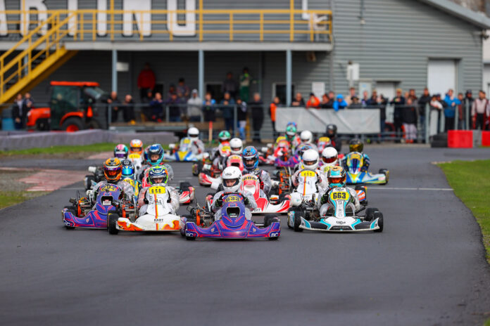 SH_Karting SH Karting : Départ d'une course compétition
