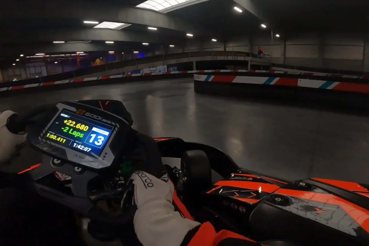 Experience Factory : Poste de pilotage avec Alfano