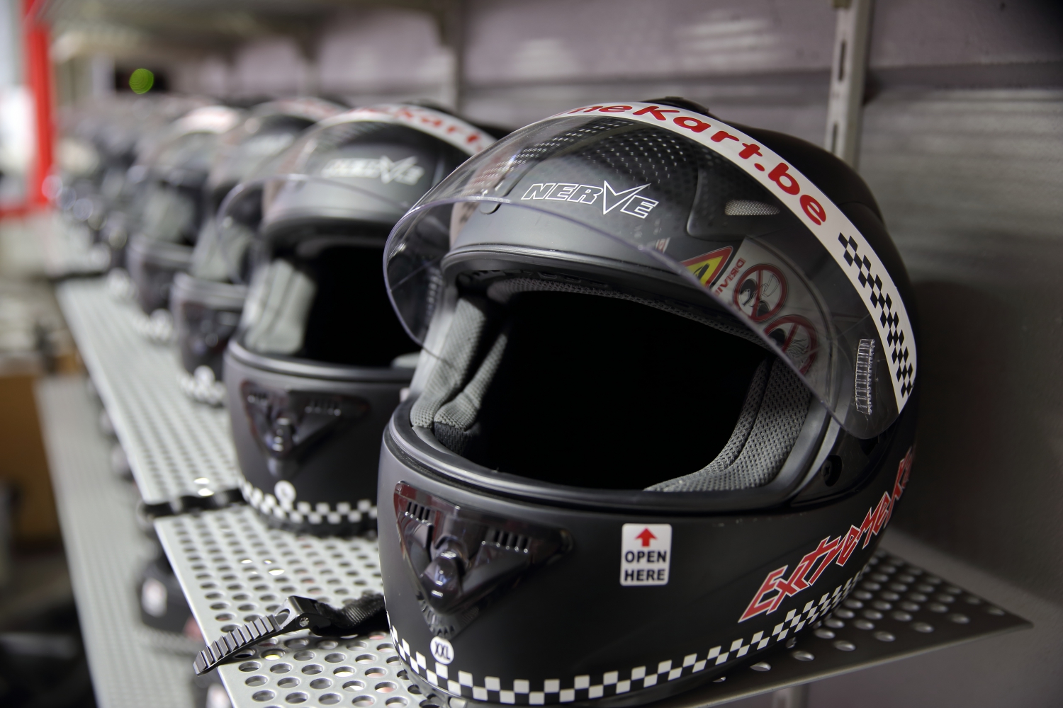 Extreme Kart : Avec les kart, vous avez des casques à disposition