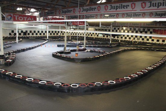Hurricane Dolhain Karting : Piste intérieure