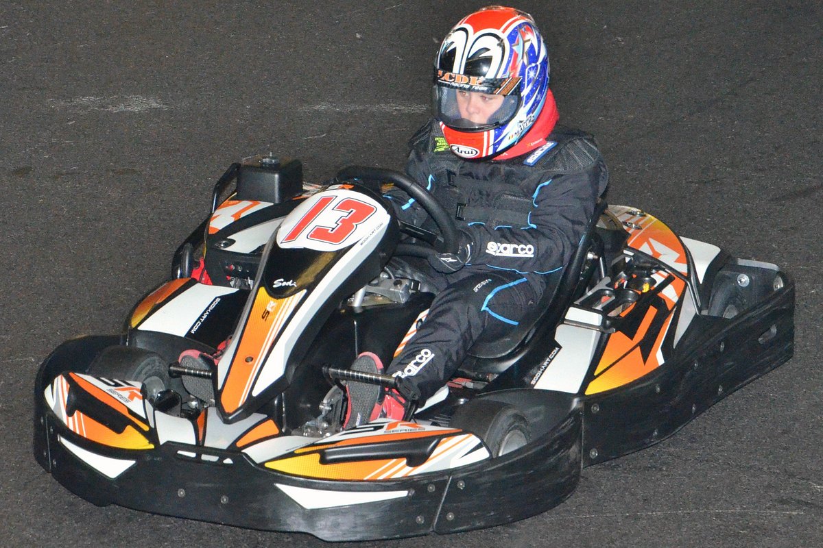 Hurricane Dolhain Karting : Pilote prêt à prendre la piste